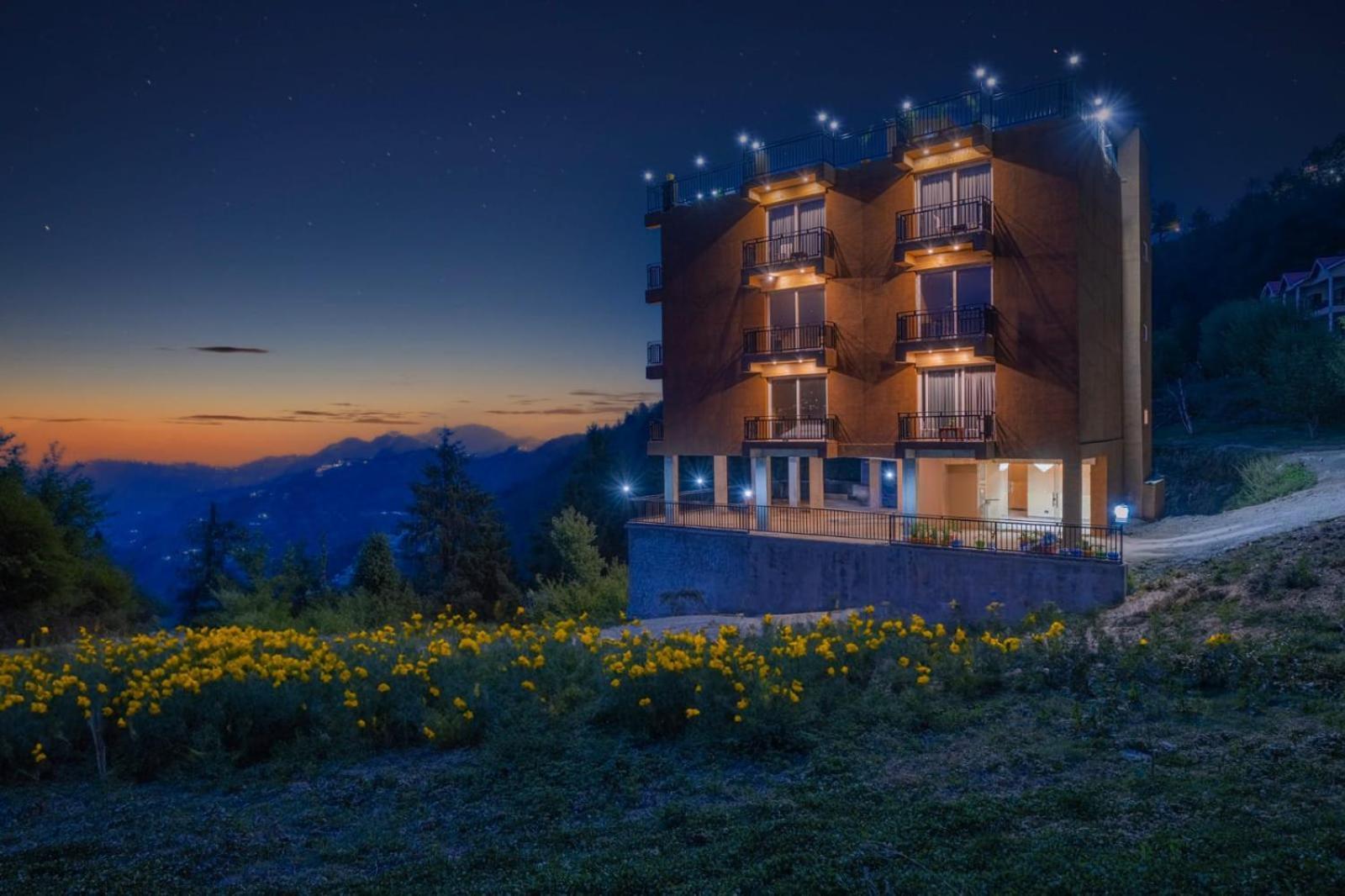 The Countryside Retreat I Vacations I Conference I Mice I Family Events I Open Air Terrace I Sky Bonfire I Kufri By Exotic Stays ชิมลา ภายนอก รูปภาพ